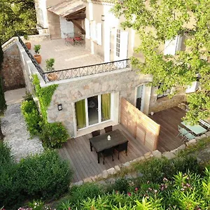 Le Nautile Hébergement de vacances Hyères
